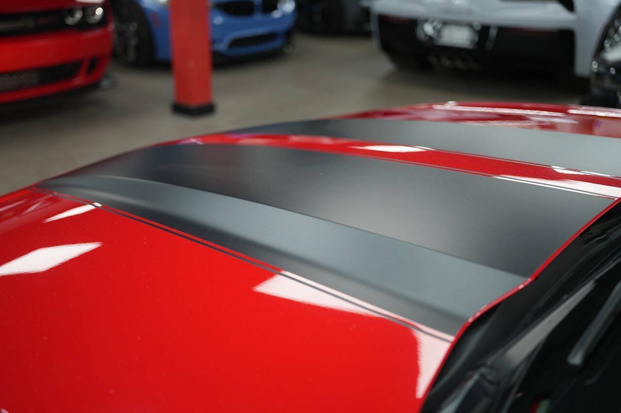 Used 2010 Chevrolet Camaro SS w/ RS Package RWD image 11