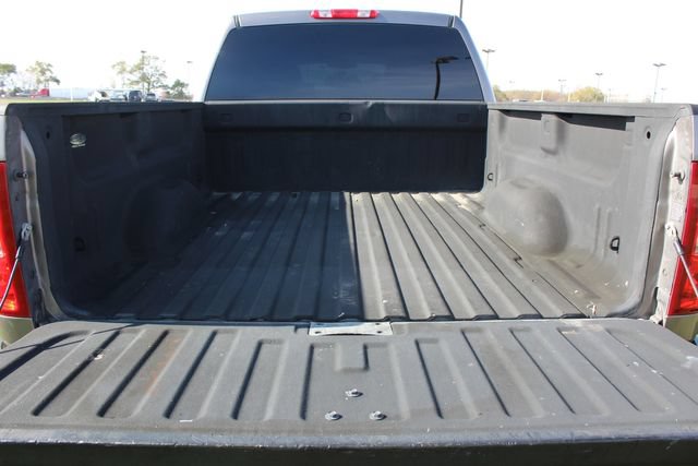 Used 2011 Chevrolet Silverado 2500 LT w/ Interior Plus Package AWD/4WD image 23