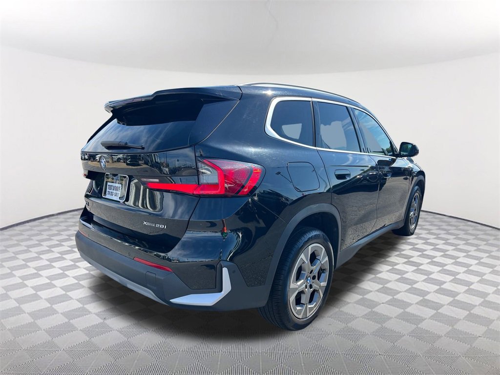 Used 2023 BMW X1 xDrive28i image 5