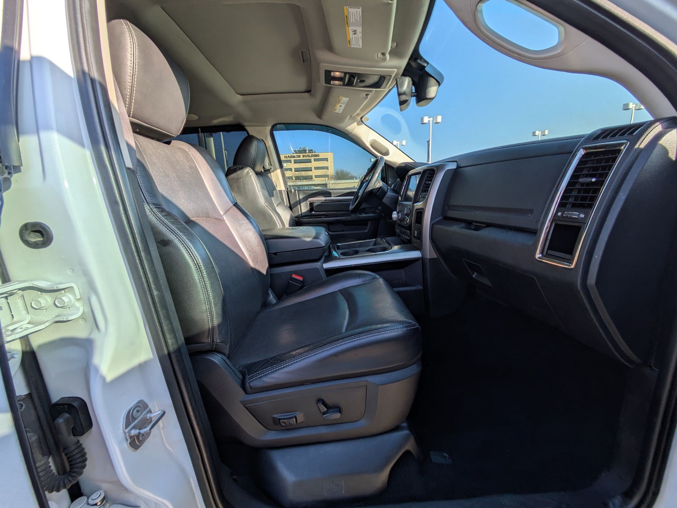 Used 2016 RAM 1500 Sport w/ Sport Premium Group AWD/4WD image 34