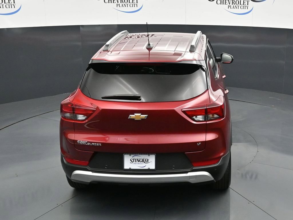 Used 2025 Chevrolet TrailBlazer LT w/ Convenience Package FWD image 14