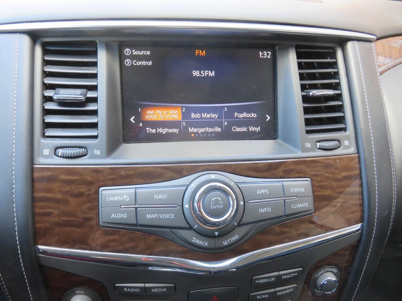 Used 2020 Nissan Armada SL w/ Premium Package image 19