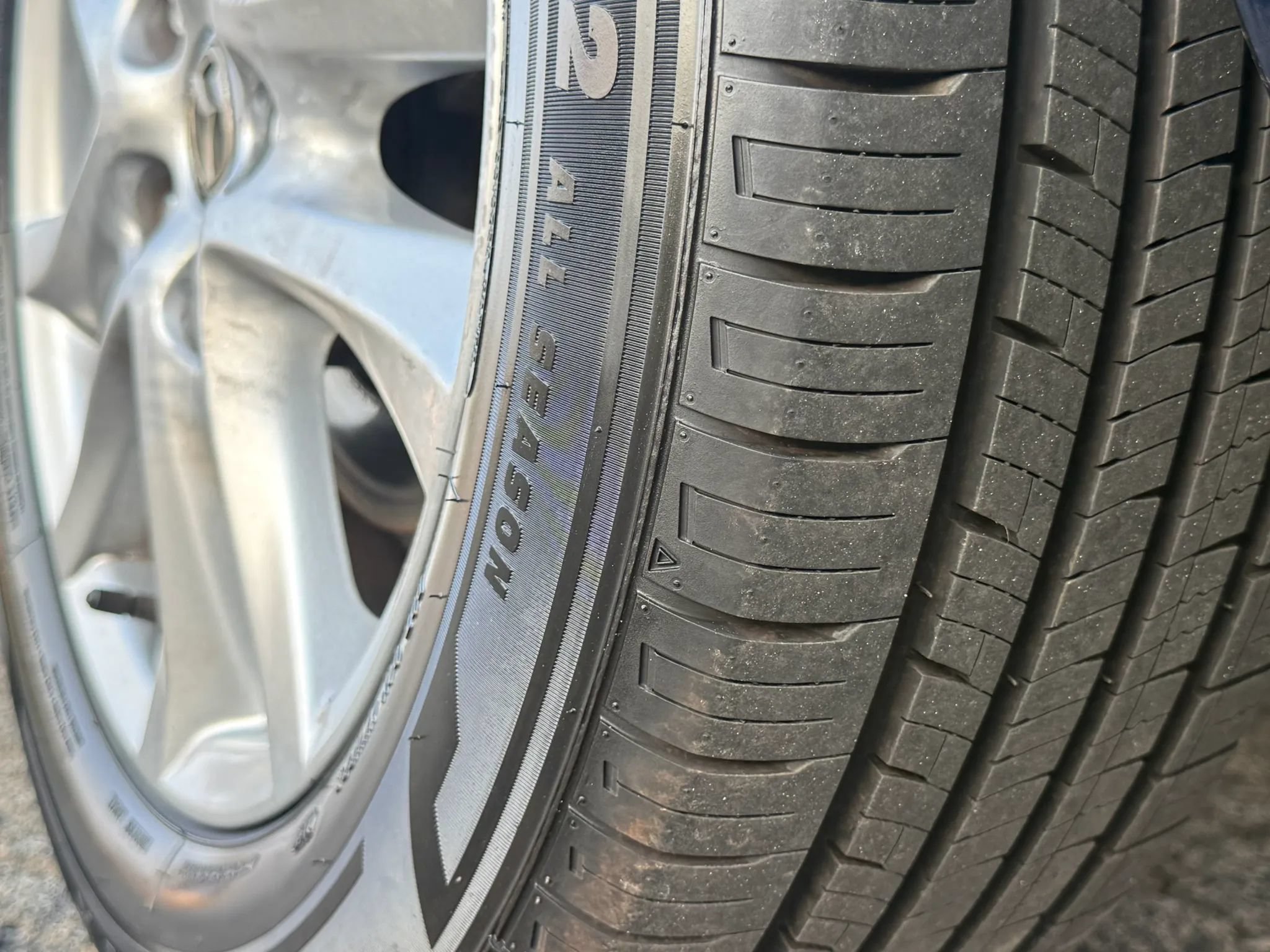 Used 2017 MAZDA MAZDA3 Sport FWD image 42