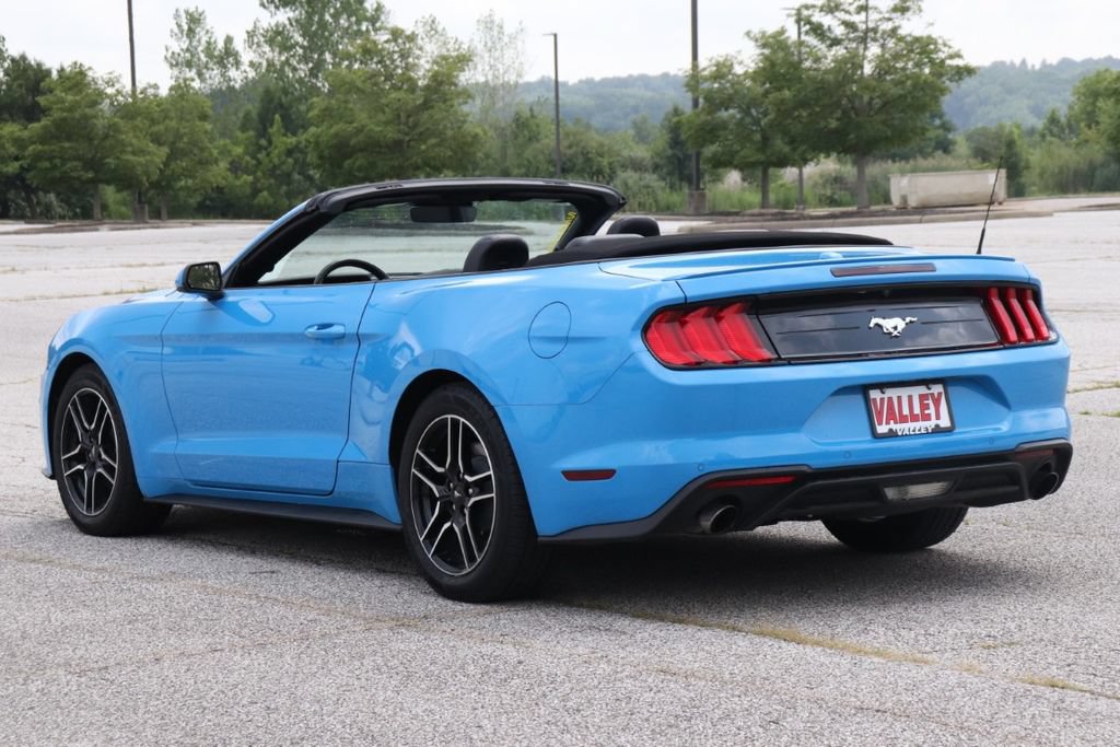 Used 2023 Ford Mustang Convertible RWD image 6