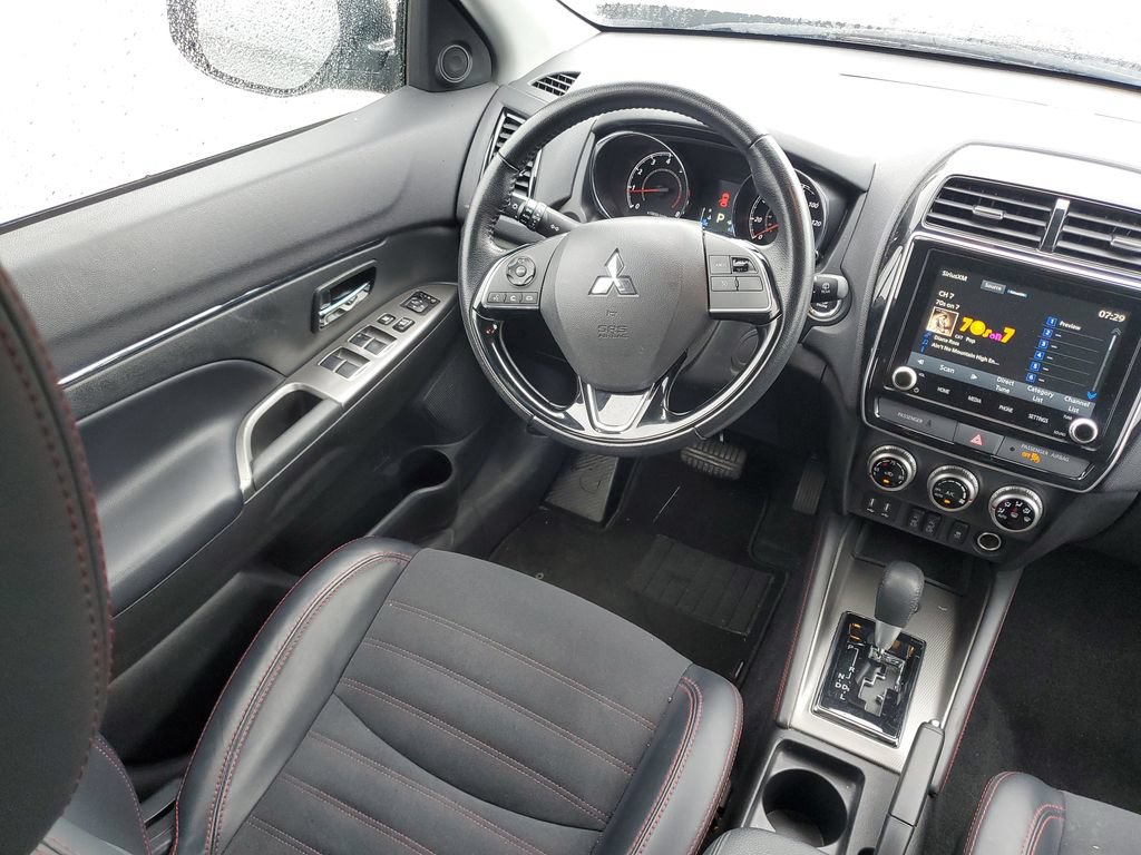 Used 2024 Mitsubishi Outlander Sport SE AWD/4WD image 18
