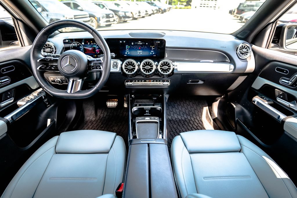 Used 2026 Mercedes-Benz GLB 250 4MATIC image 15