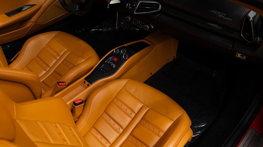 Used 2015 Ferrari 458 Spider RWD image 12