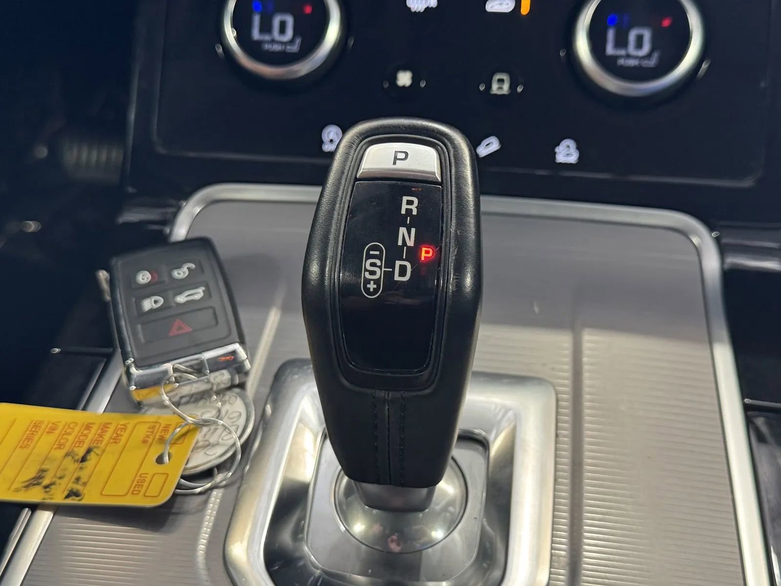 Used 2020 Land Rover Range Rover Evoque S image 15