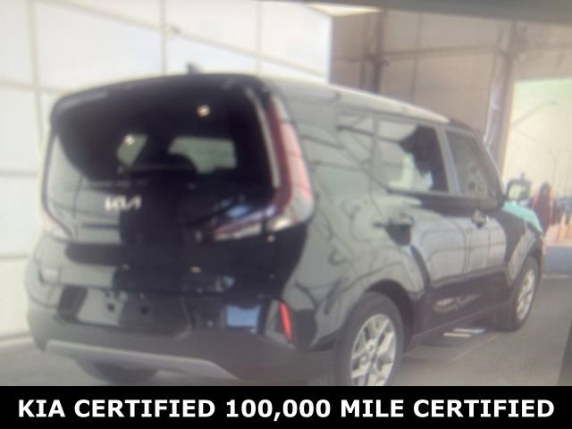 Certified 2025 Kia Soul LX image 2