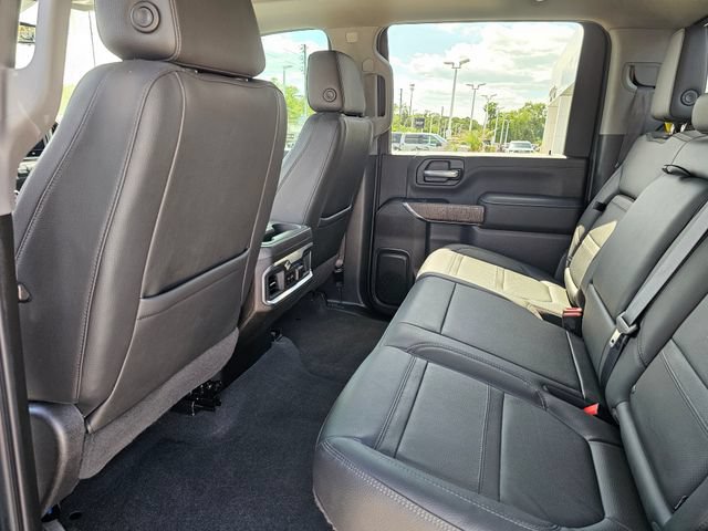 Used 2022 GMC Sierra 2500 Denali w/ Denali Black Diamond Edition AWD/4WD image 20