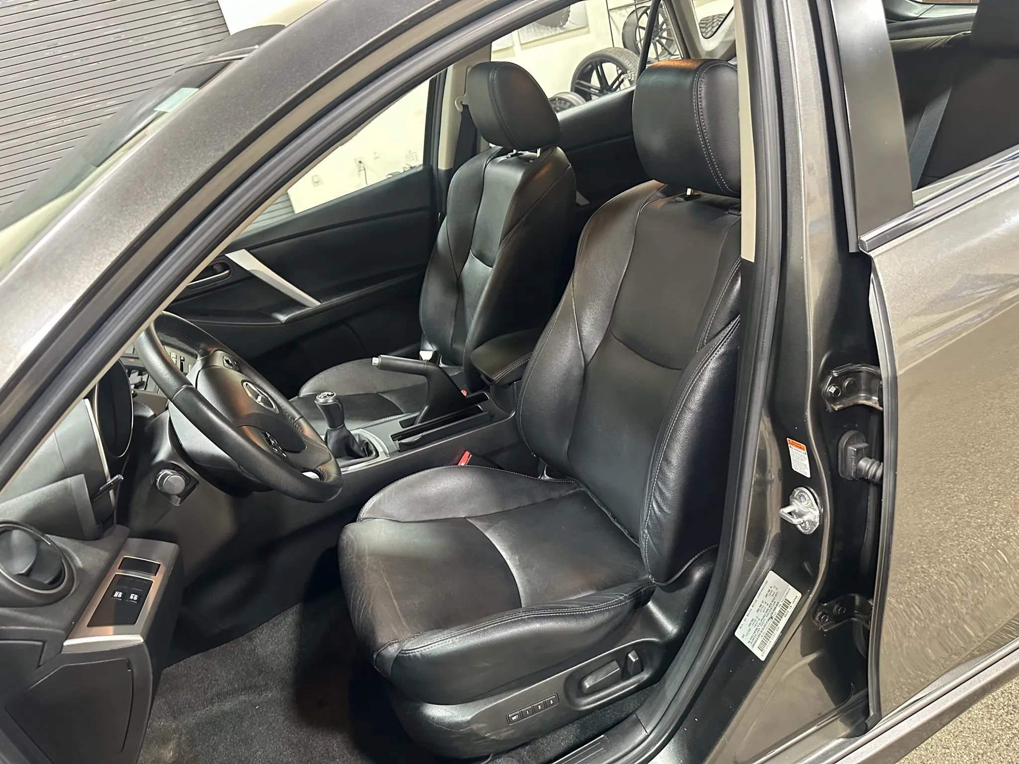 Used 2010 MAZDA MAZDA3 s Grand Touring image 18