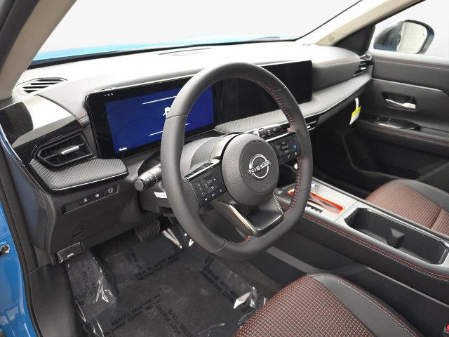 New 2027 Nissan Kicks SR w/ SR Premium Package FWD image 16