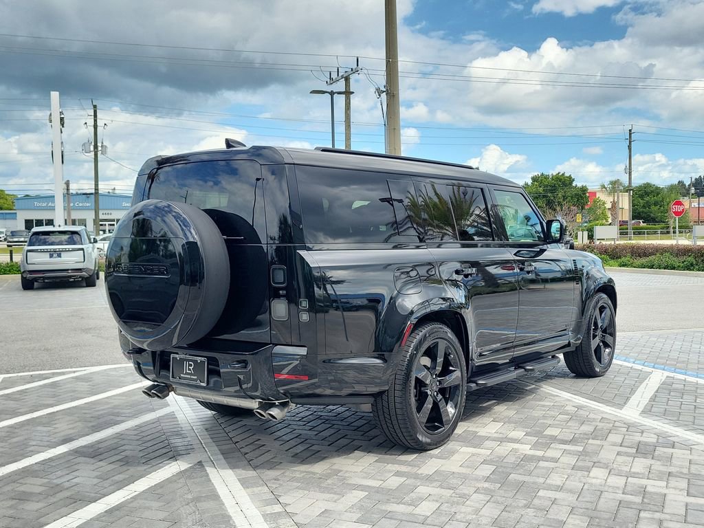 New 2026 Land Rover Defender 130 V8 image 5