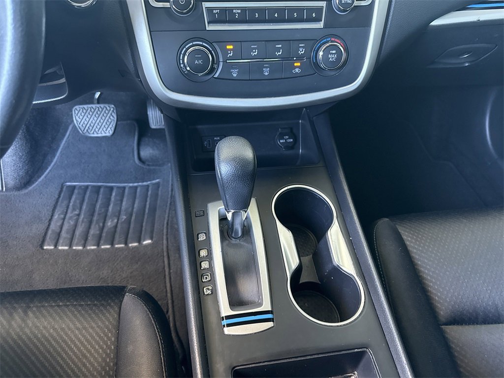 Used 2017 Nissan Altima 2.5 SR w/ Midnight Edition Package image 26