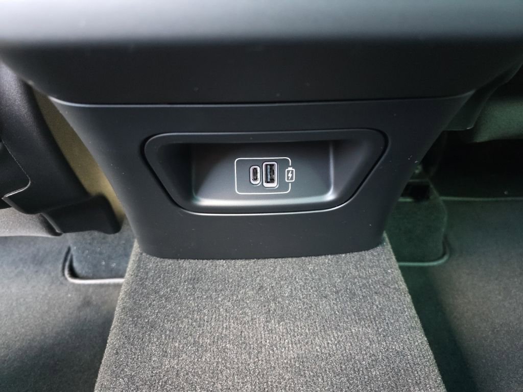 New 2025 Maserati Grecale GT image 32