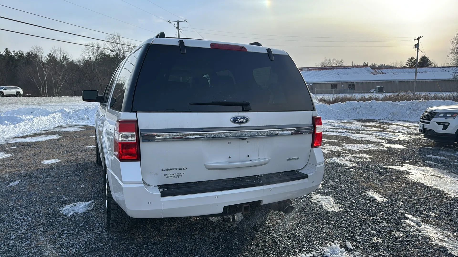 Used 2015 Ford Expedition Limited w/ Equipment Group 301A AWD/4WD image 5