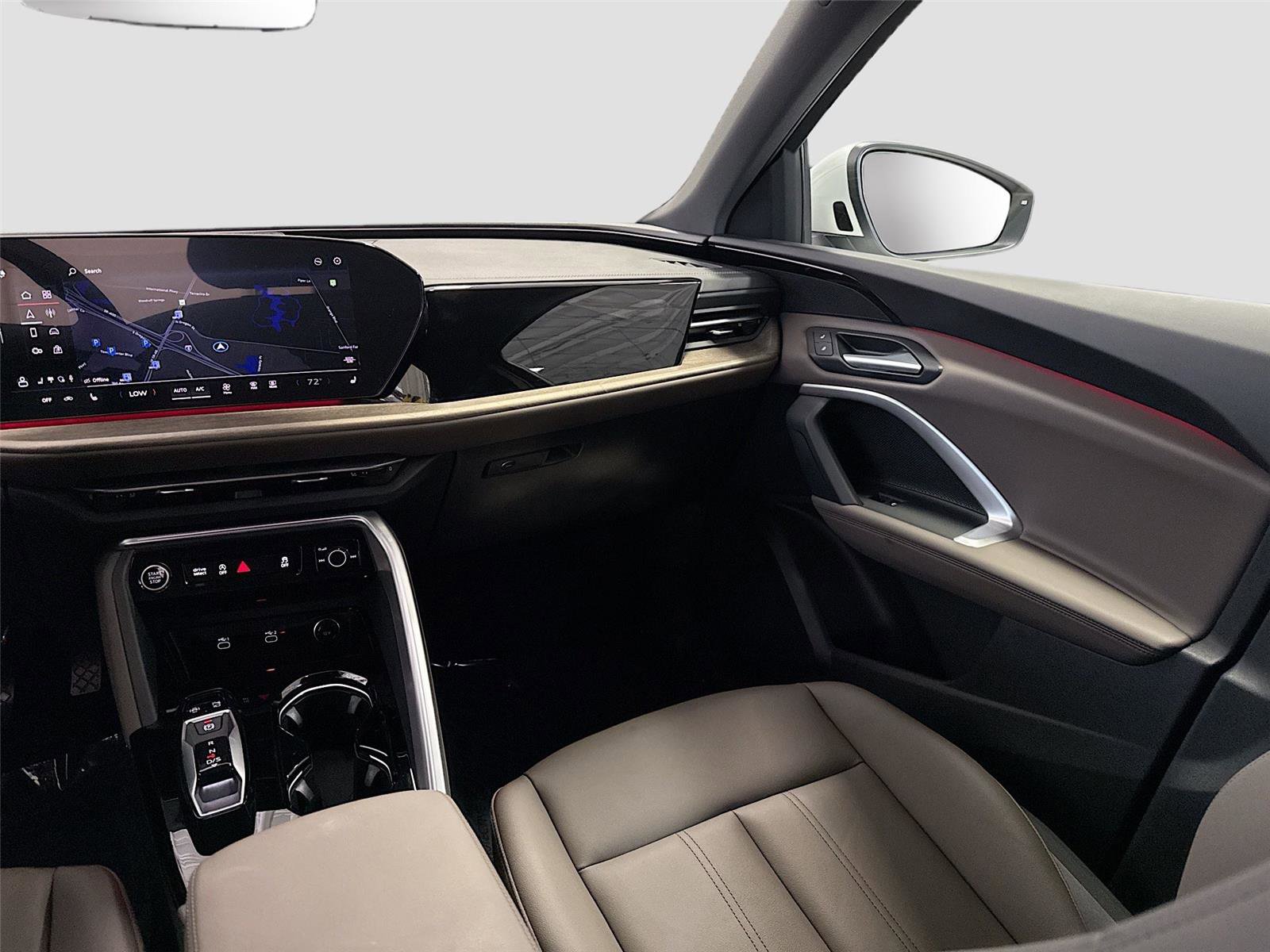 Certified 2025 Audi Q5 Premium w/ Convenience Package image 24