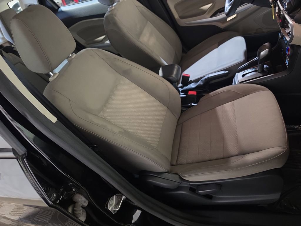 Used 2021 Ford EcoSport S image 24