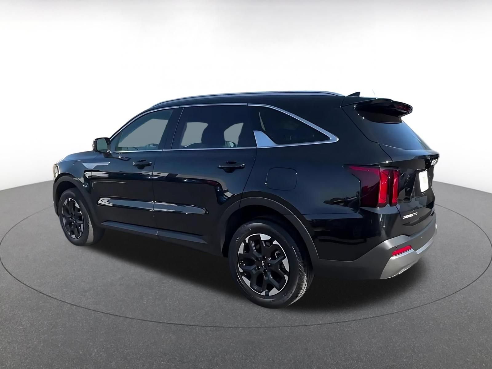 Used 2024 Kia Sorento S AWD/4WD image 8