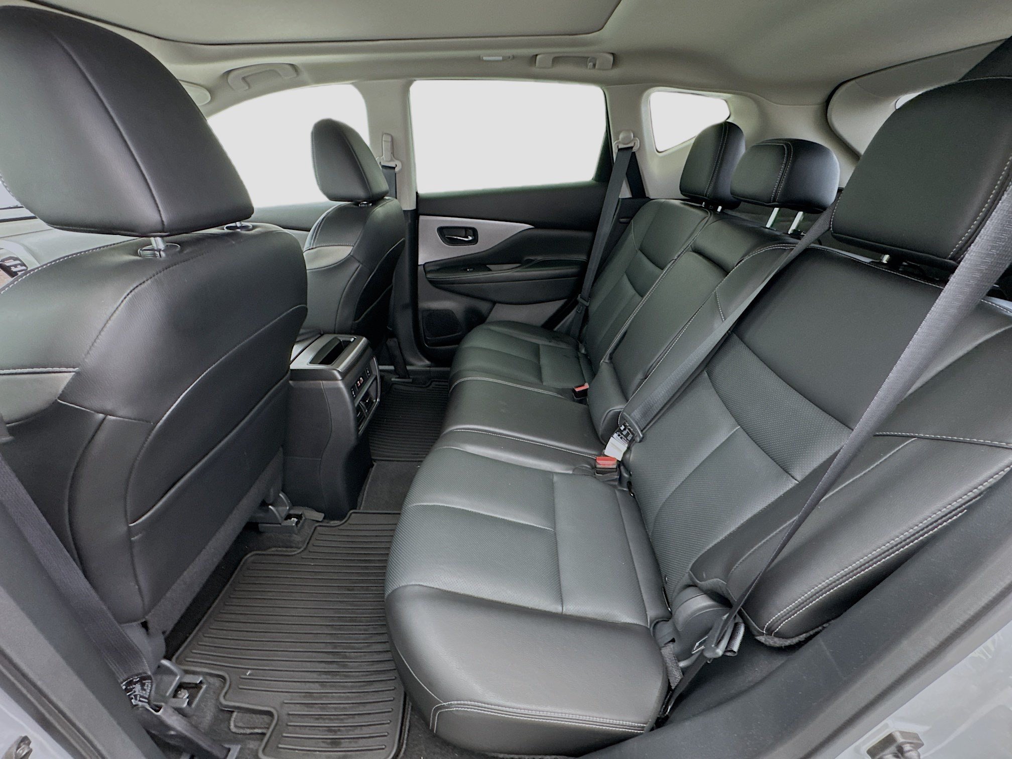 Used 2023 Nissan Murano SL w/ SL Moonroof Package FWD image 16