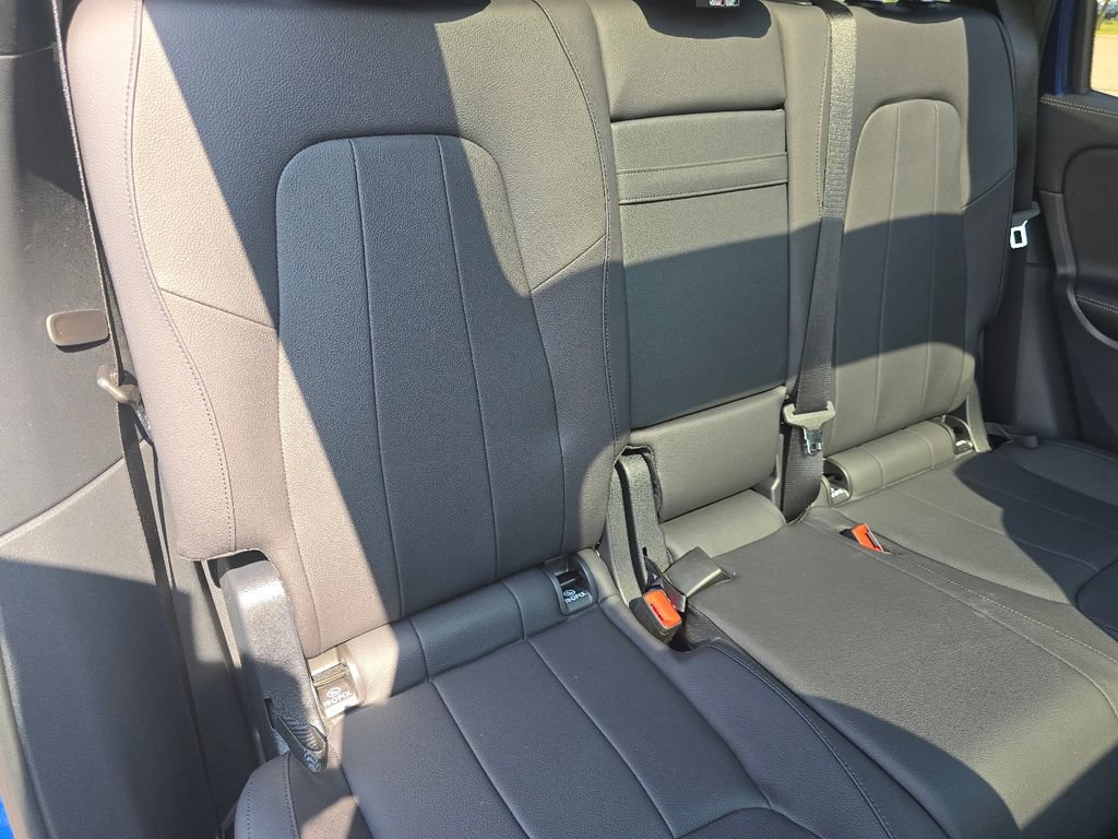 New 2026 Mercedes-Benz GLB 250 4MATIC image 21