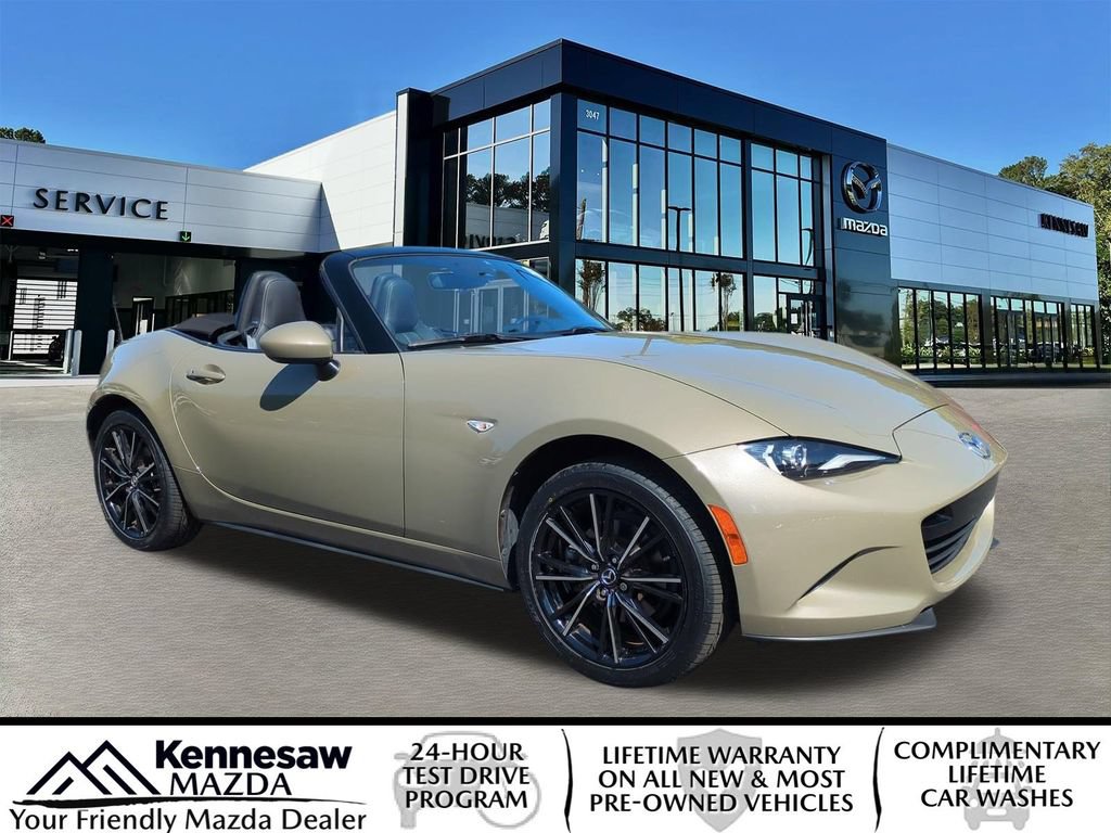 Used 2024 MAZDA MX-5 Miata Grand Touring RWD image 1