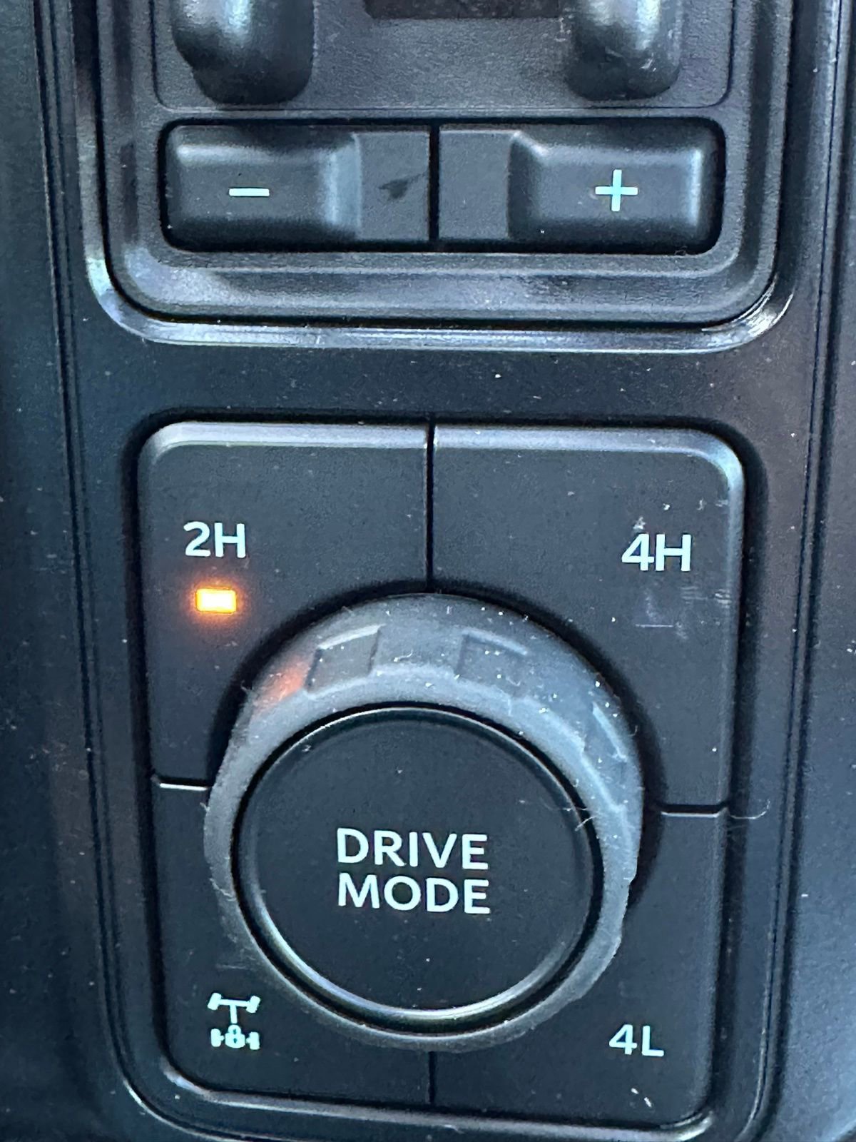 New 2025 Ford F250 King Ranch w/ Chrome Package image 23