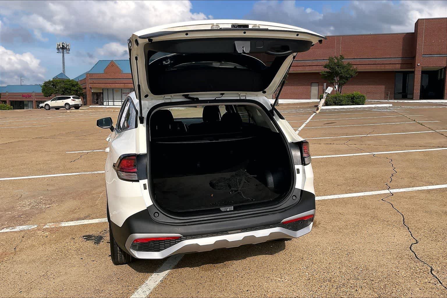 Certified 2023 Kia Sportage LX FWD image 18