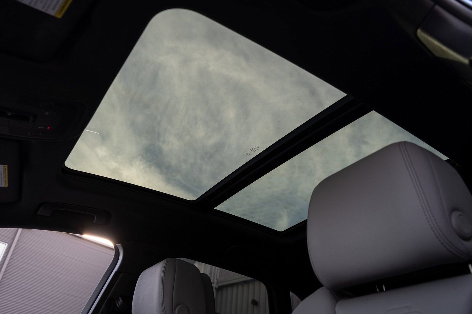 Used 2020 Audi Q3 2.0T Prestige w/ Prestige Package image 16