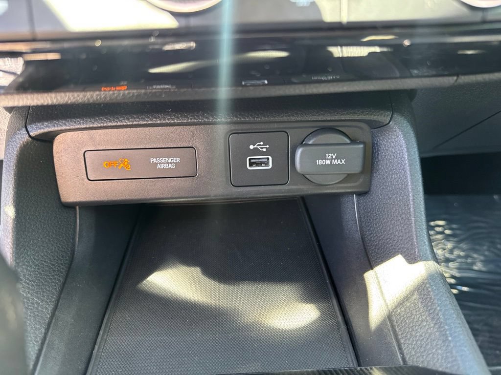 Used 2022 Honda Civic LX image 25