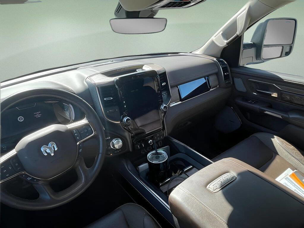 Used 2025 RAM 1500 Limited w/ Off Road Group image 16