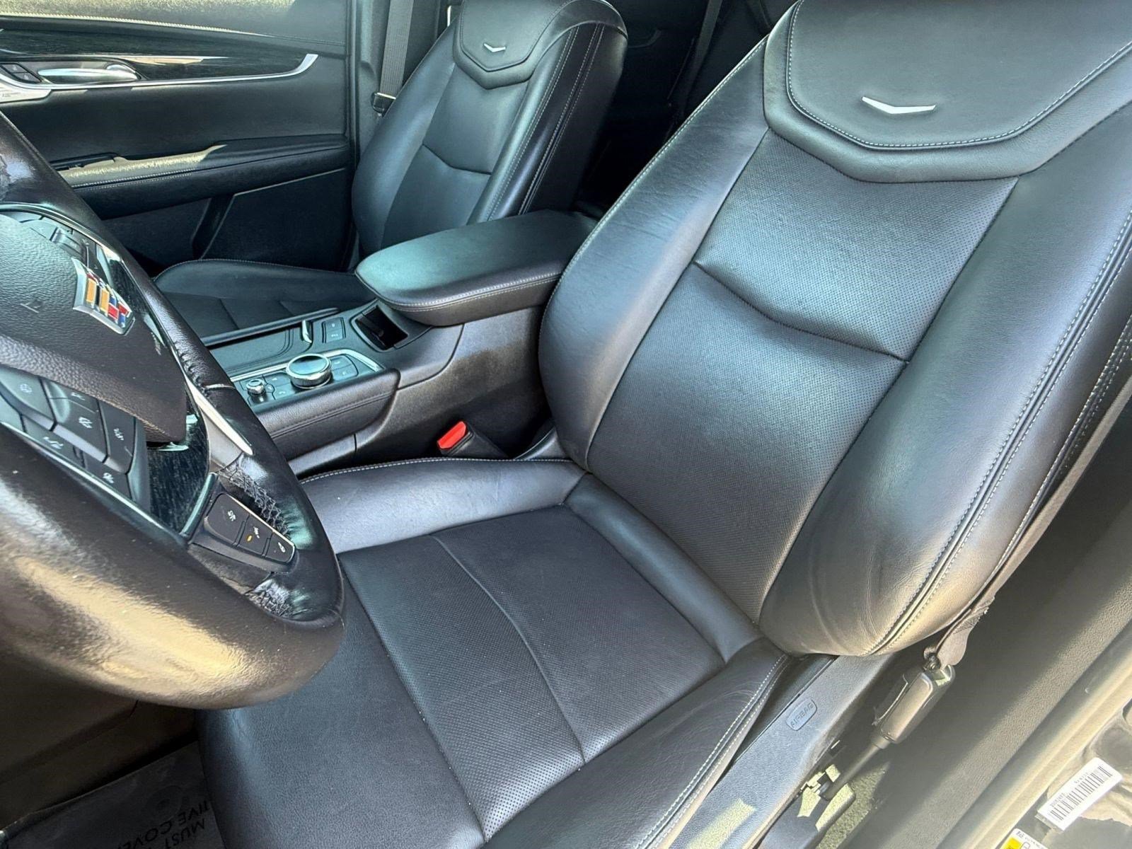 Used 2021 Cadillac XT5 Premium Luxury image 5