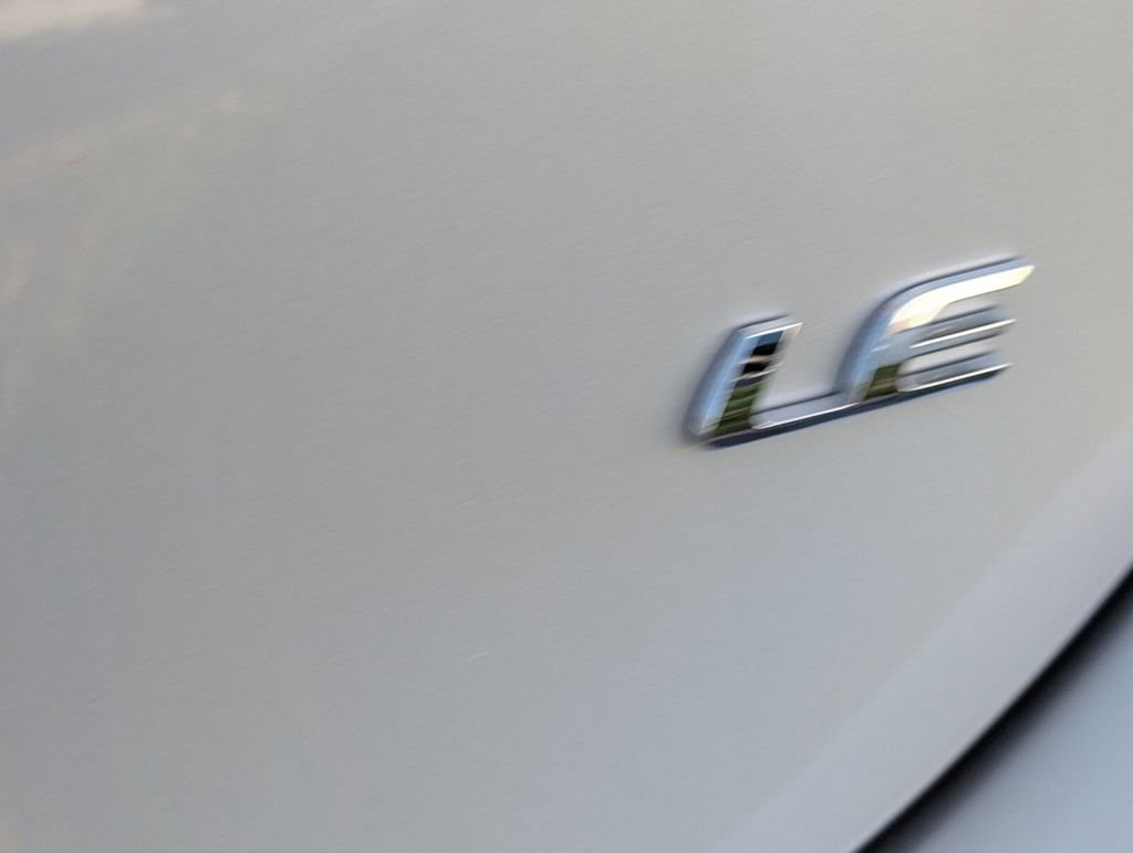 Used 2017 Toyota Corolla L image 11