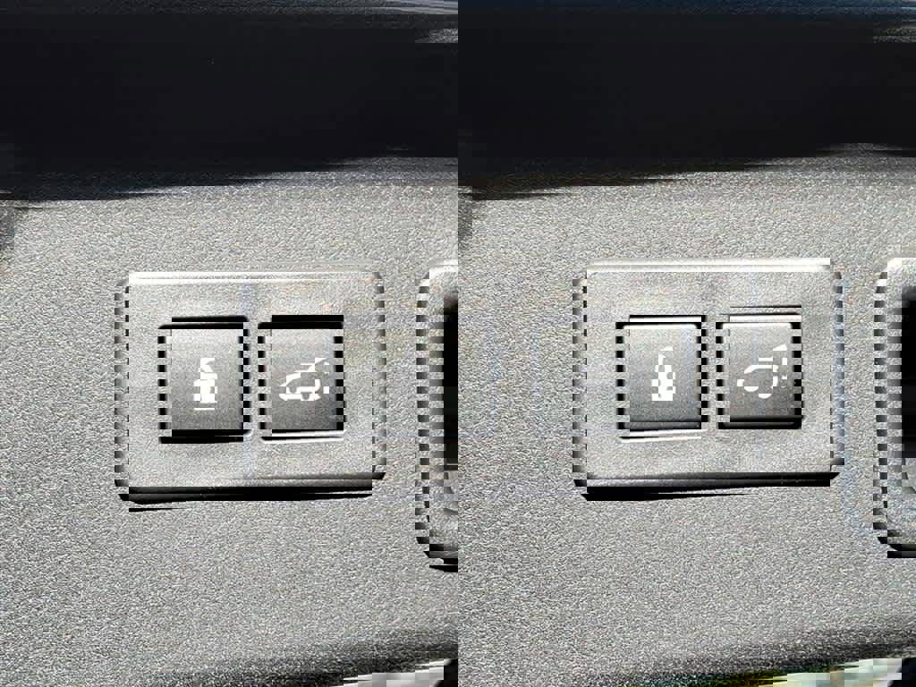 Certified 2025 Subaru Forester Touring w/ Popular Package - Touring image 17