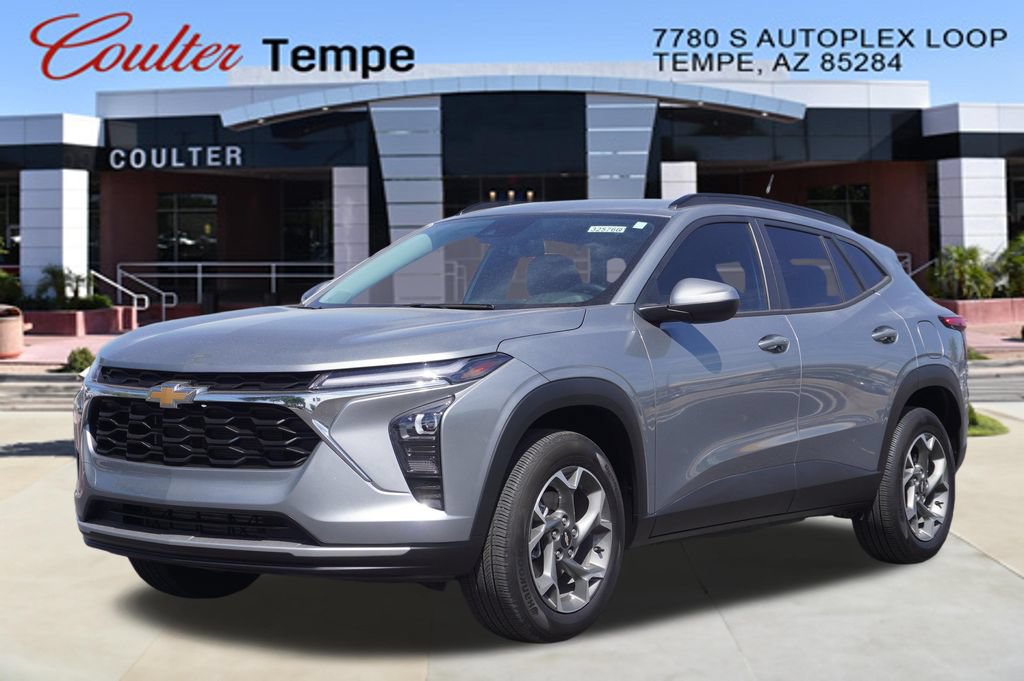 Used 2024 Chevrolet Trax LT w/ Driver Confidence Package