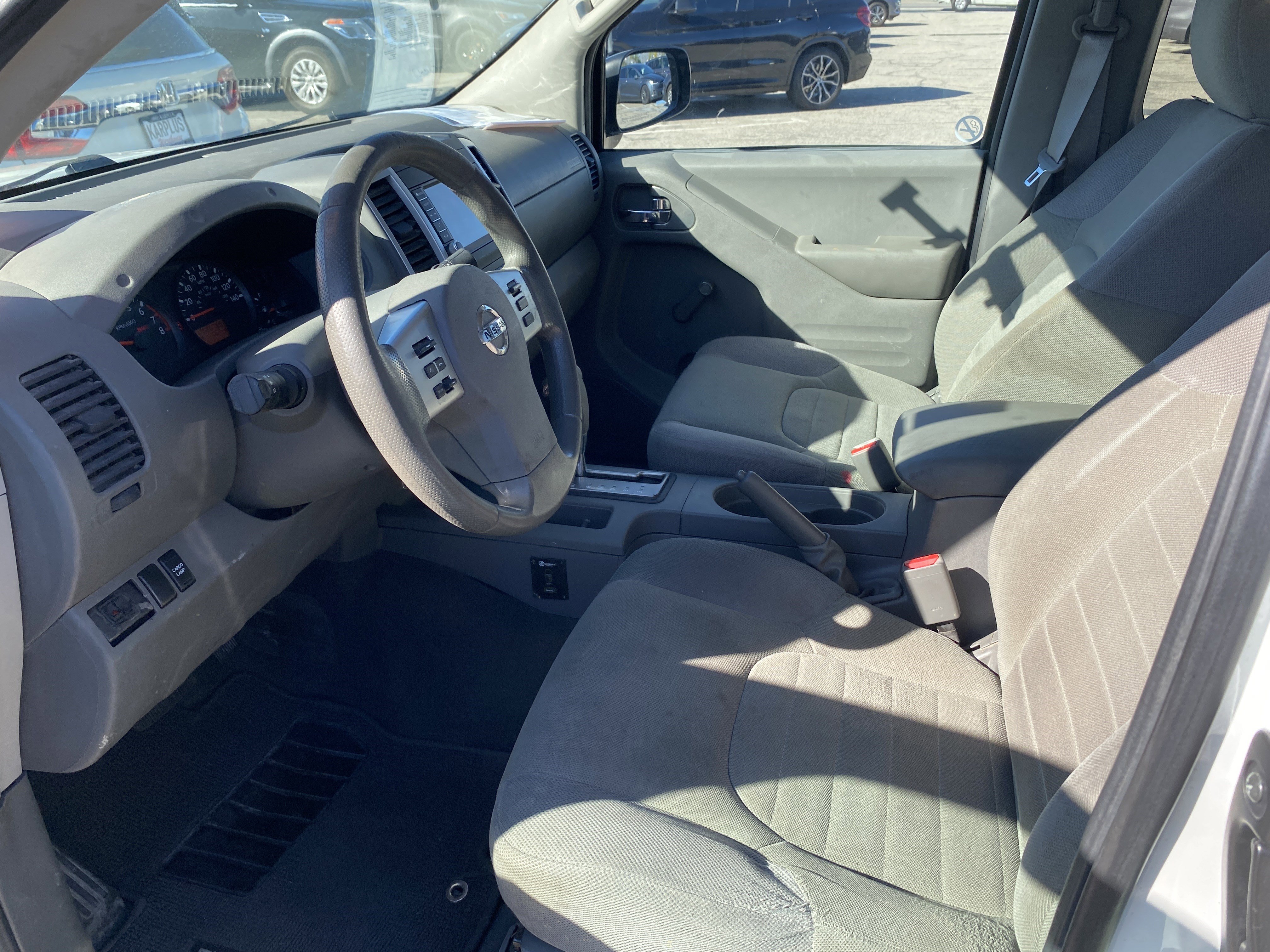 Used 2019 Nissan Frontier S image 12