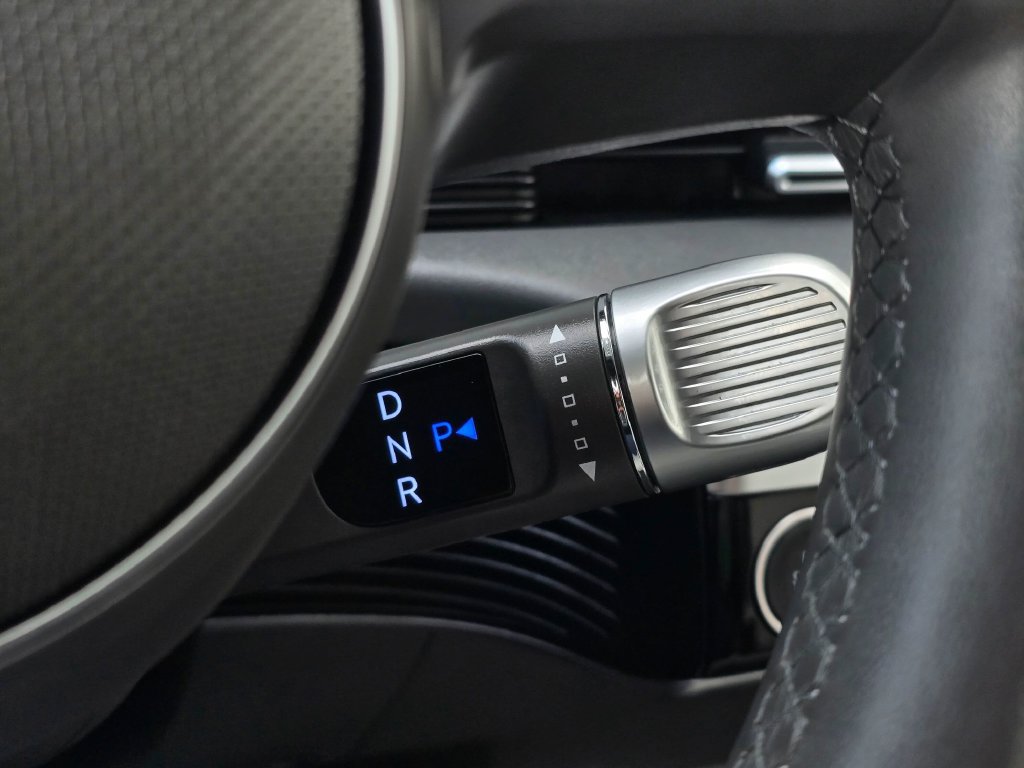 Used 2024 Hyundai Ioniq 5 Limited AWD/4WD image 29