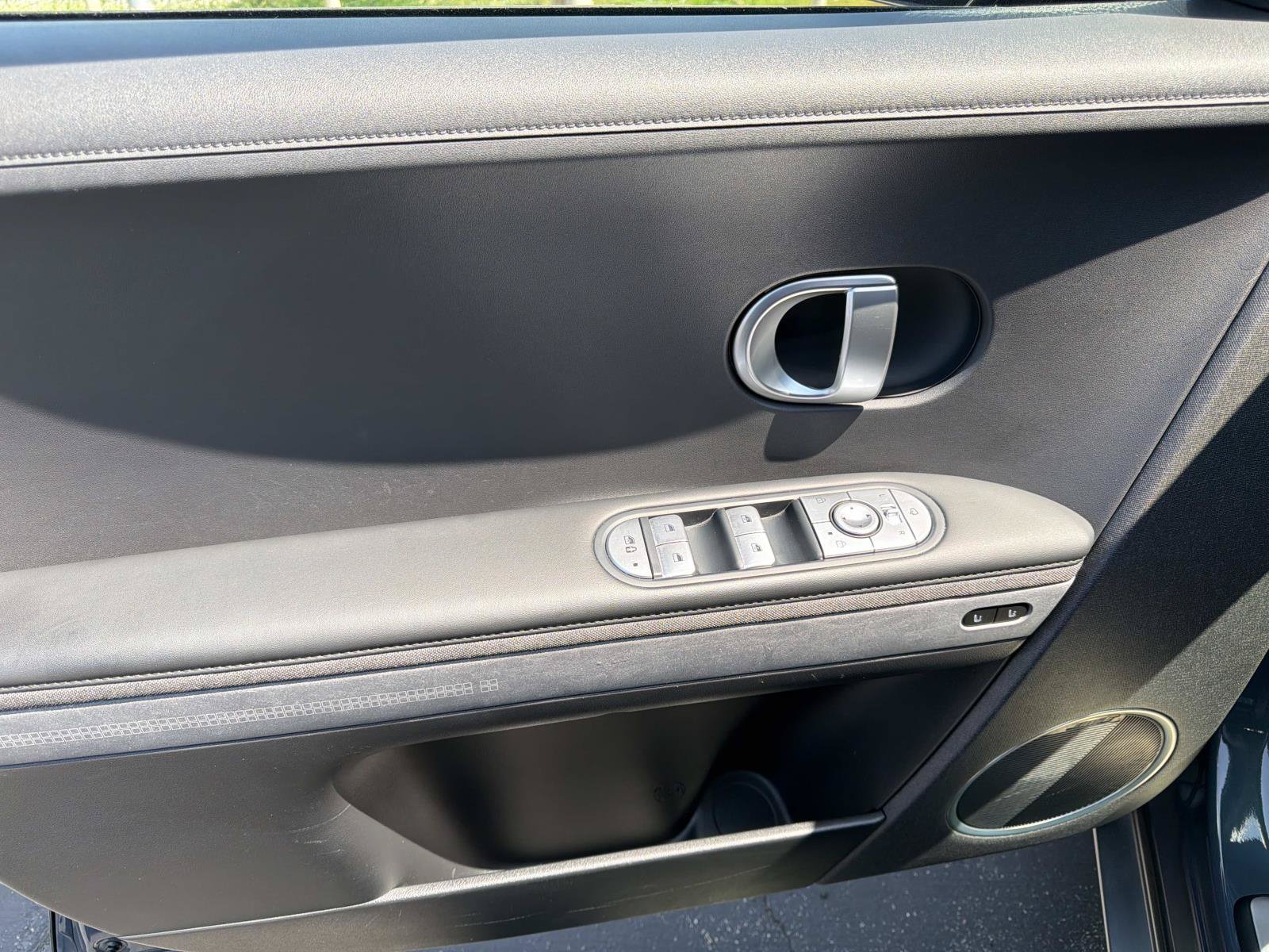 Certified 2023 Hyundai Ioniq 5 Limited AWD/4WD image 12