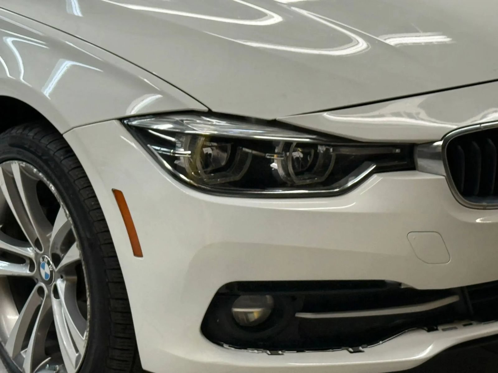 Used 2018 BMW 328d xDrive Sedan AWD/4WD image 6