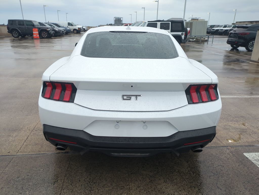 Used 2024 Ford Mustang GT Premium image 6