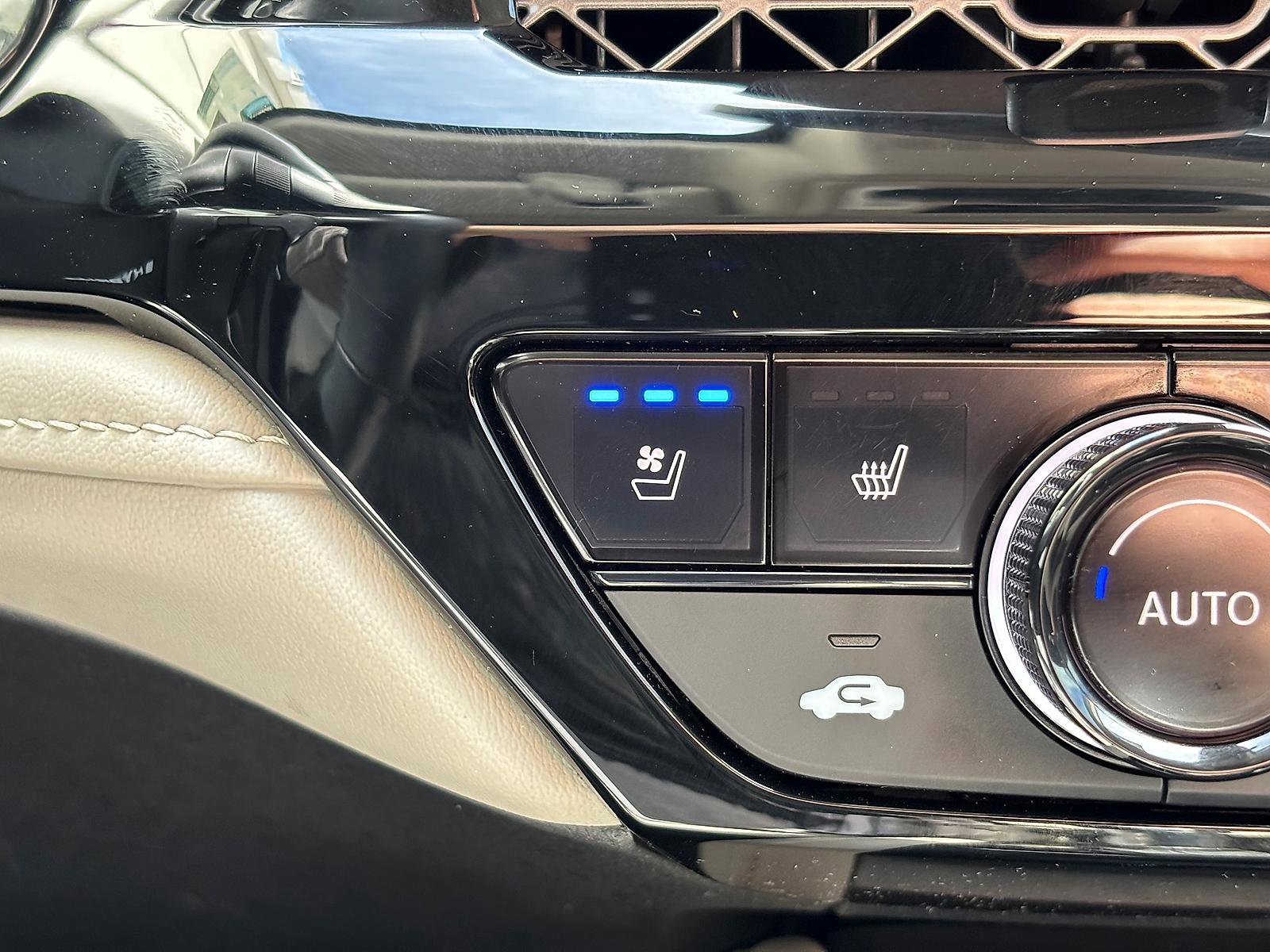 Certified 2025 Honda Accord Touring image 27
