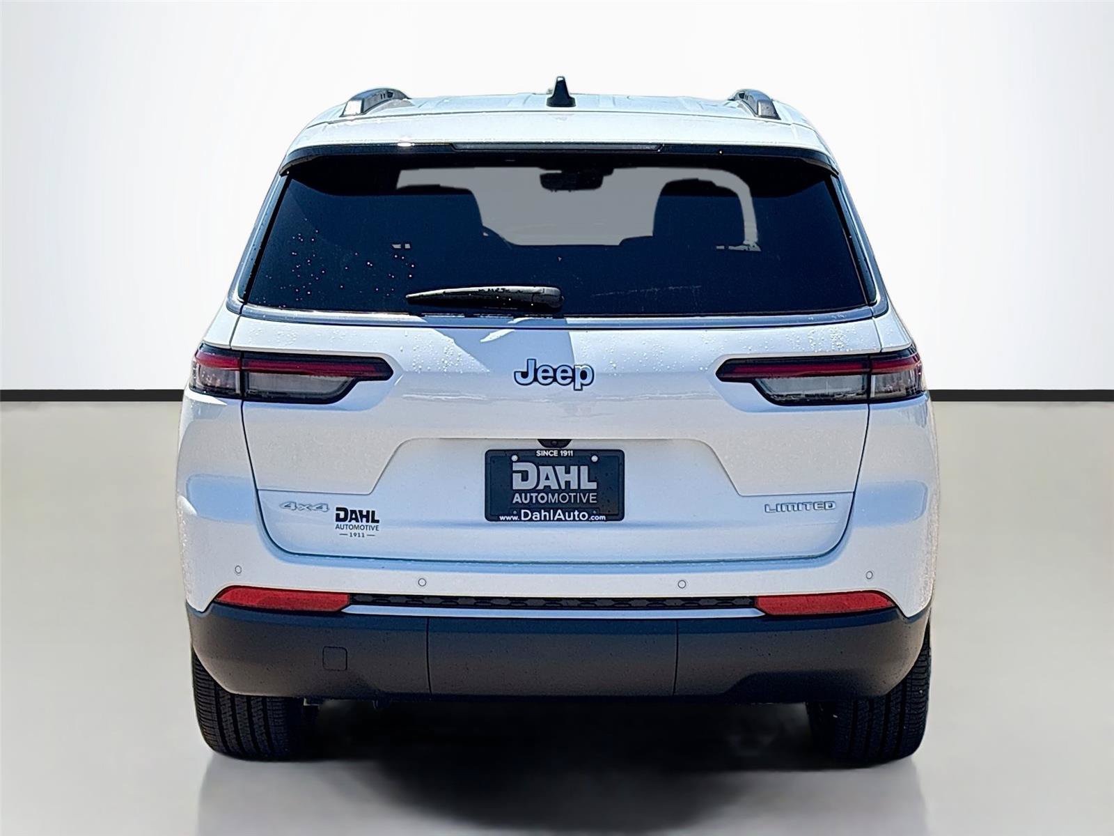 New 2026 Jeep Grand Cherokee L Limited AWD/4WD image 12