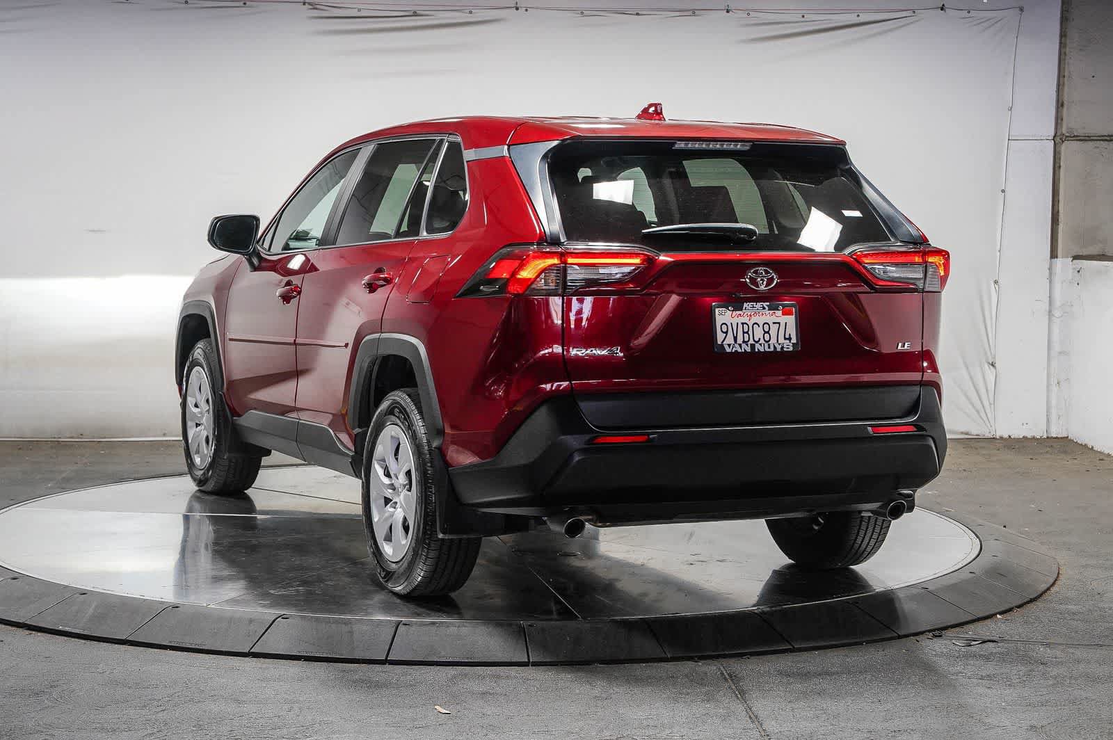 Certified 2023 Toyota RAV4 LE FWD image 3