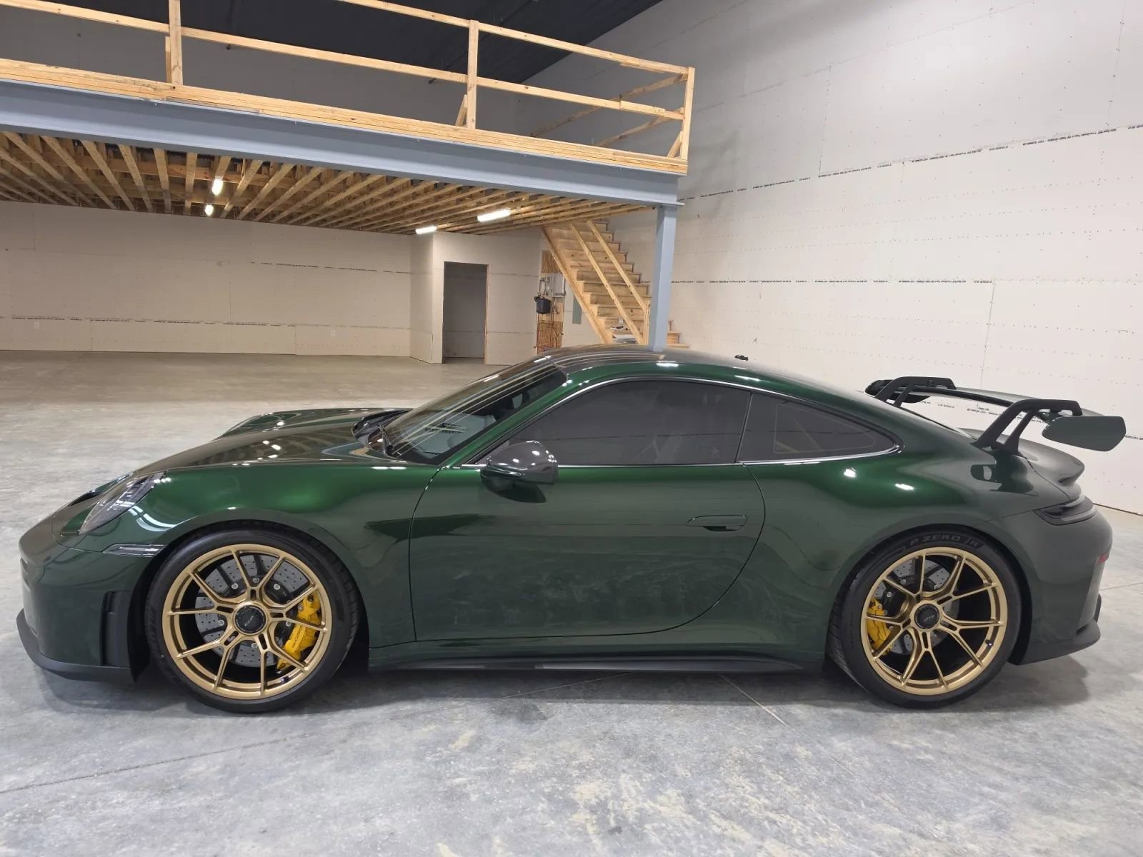 Used 2026 Porsche 911 GT3 RWD image 24