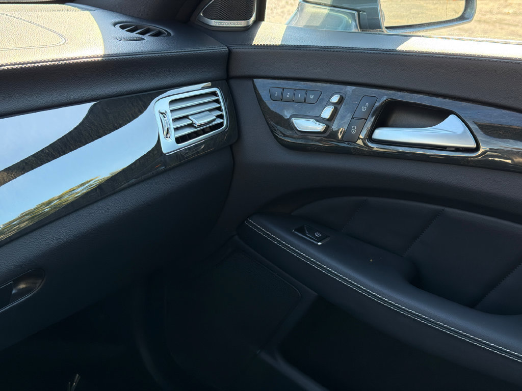 Used 2018 Mercedes-Benz CLS 550 4MATIC image 31