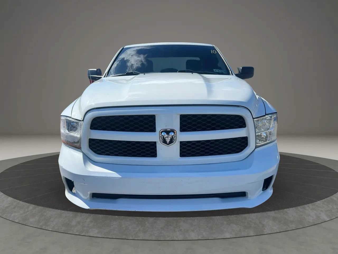 Used 2017 RAM 1500 Express AWD/4WD image 2