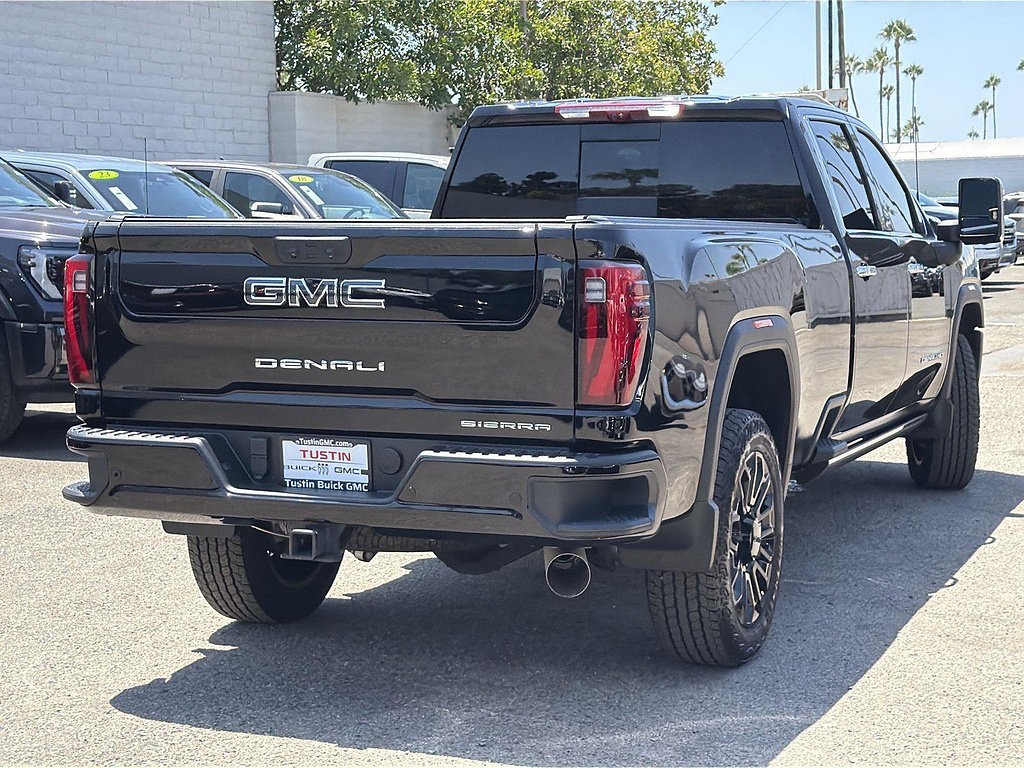 Used 2025 GMC Sierra 2500 Denali Ultimate AWD/4WD image 5