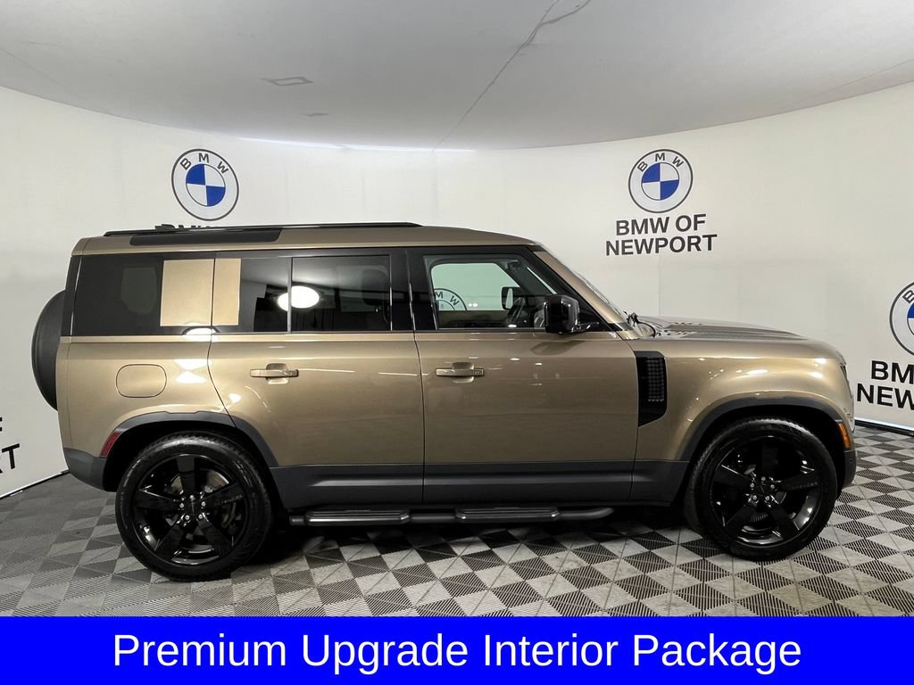 Used 2026 Land Rover Defender 110 S AWD/4WD image 9