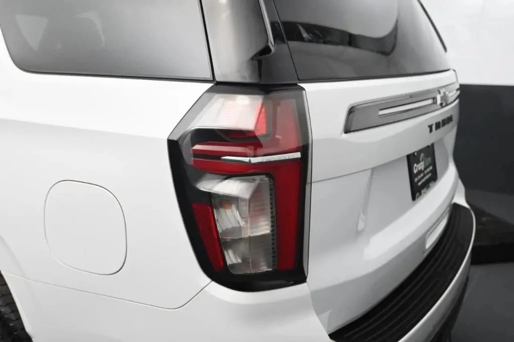 Used 2021 Chevrolet Tahoe Z71 w/ Z71 Signature Package AWD/4WD image 16