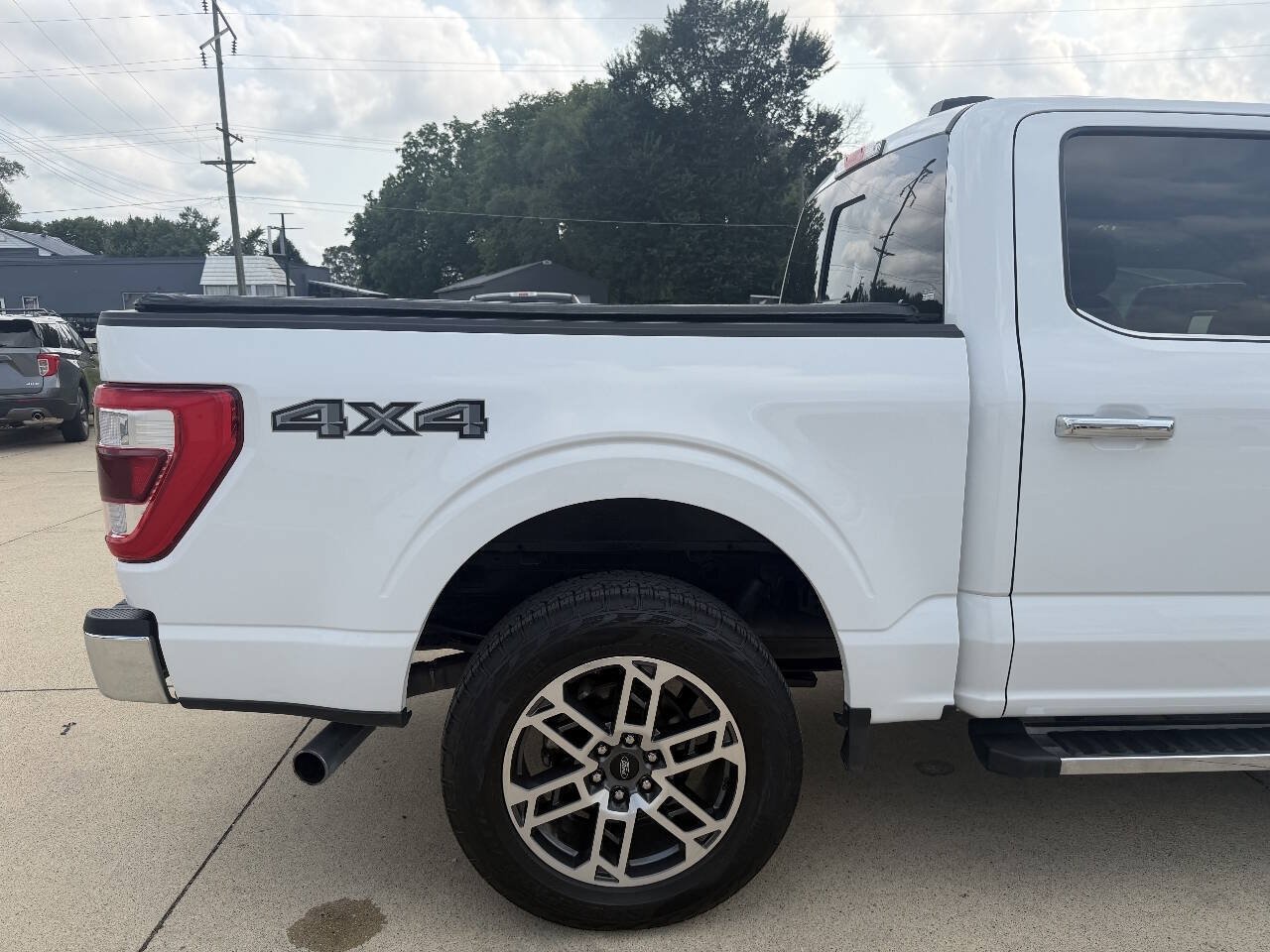 Used 2021 Ford F150 Lariat AWD/4WD image 10